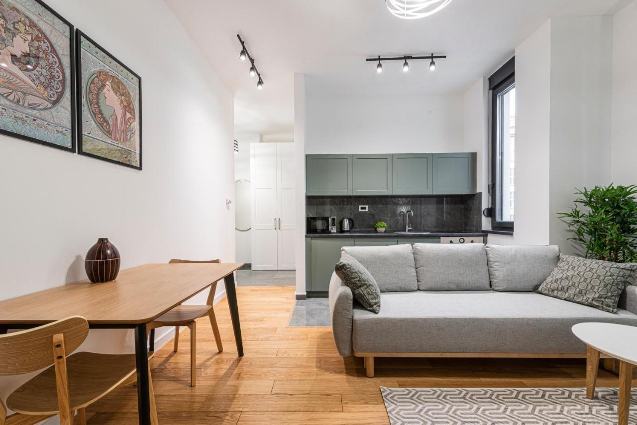 Vertigo One Bedroom Apartment-Free Private Parking Novi Sad Exterior photo