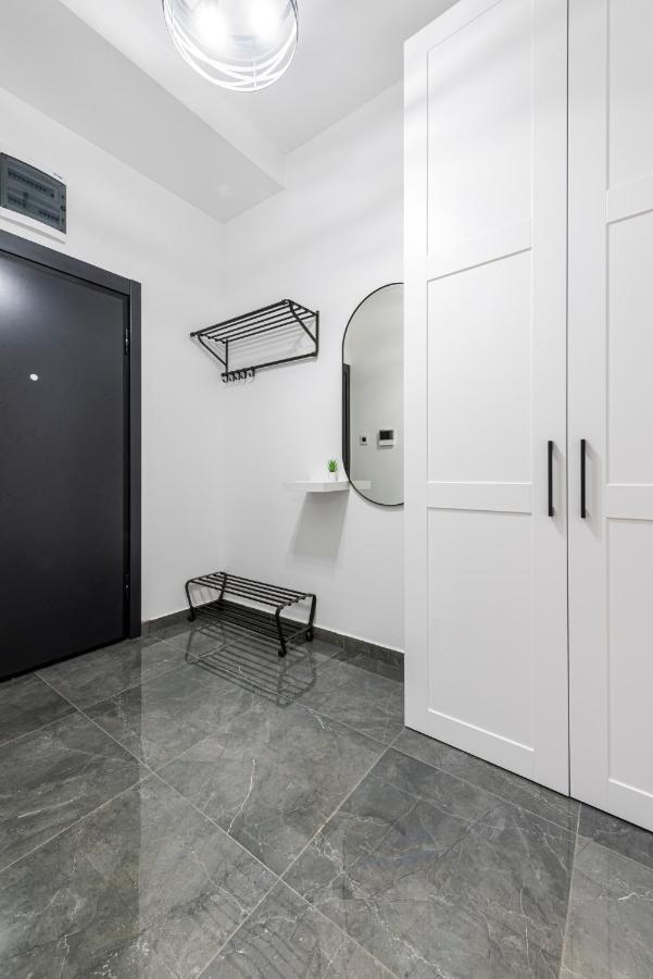 Vertigo One Bedroom Apartment-Free Private Parking Novi Sad Exterior photo